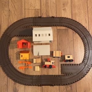 Vintage 1972 Mattel Putt Putt Railroad Hardwood Train Set